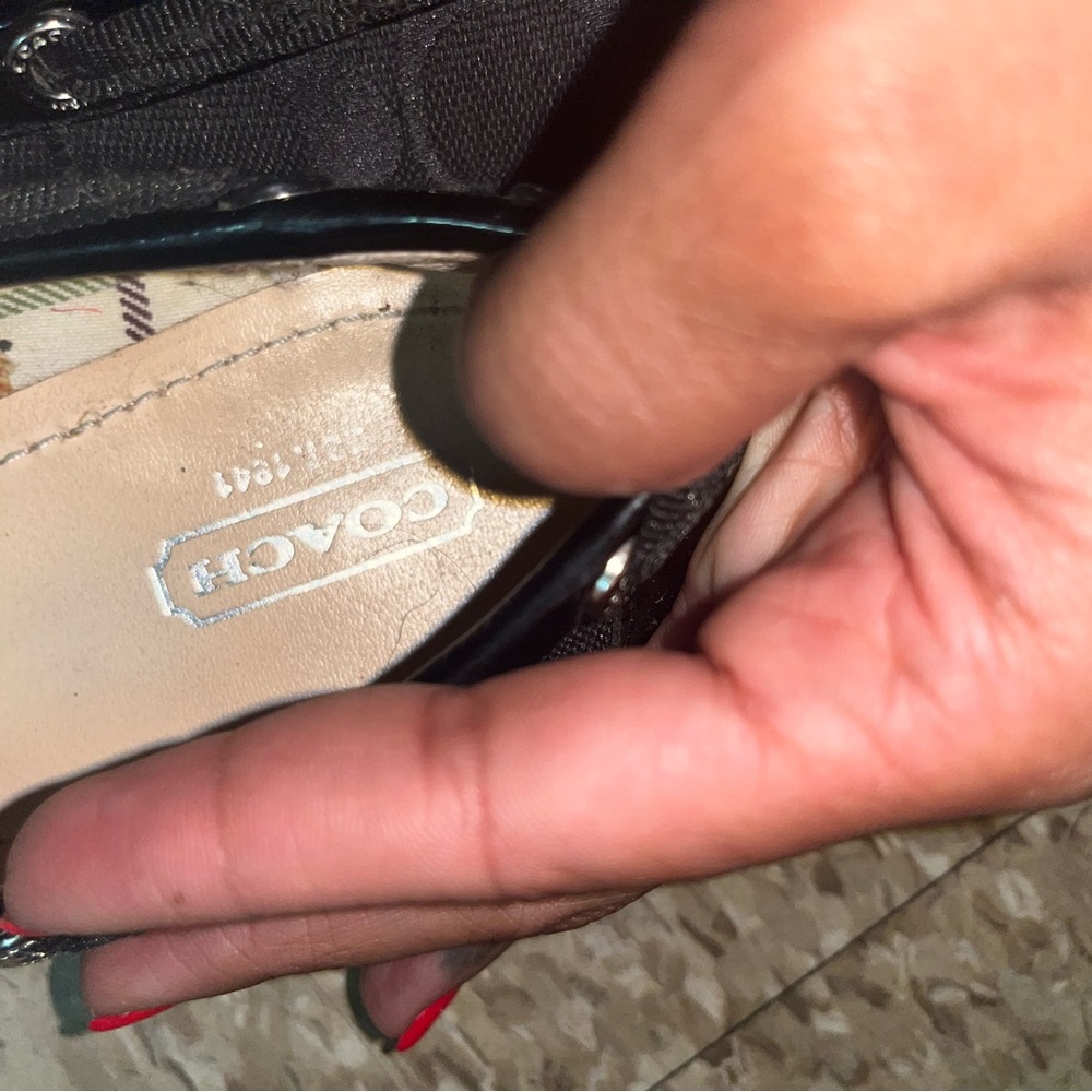 Coach - Picture 2 of 3